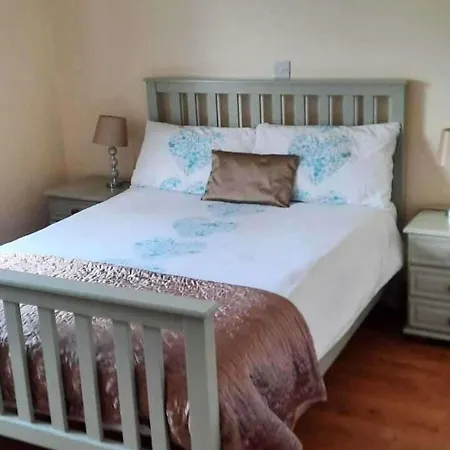 Tranquil Retreat At Ailt Tatil Evi *