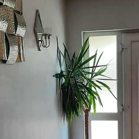 Tranquil Retreat At Ailt Tatil Evi