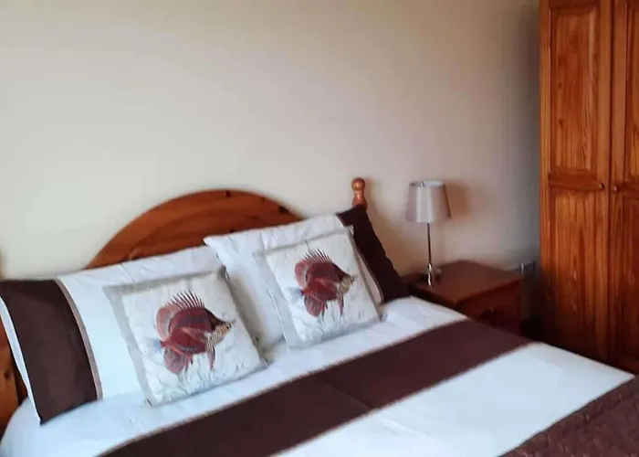 Tranquil Retreat At Ailt Ferienhaus